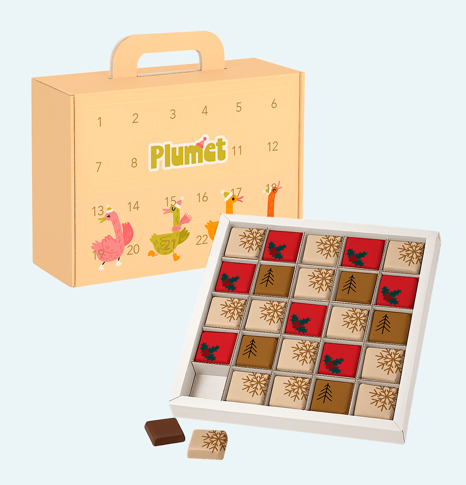 Exemples de formes de calendriers de l'avent possibles : valisette avec poignée et boîte carrée à croisillons pour produits agroalimentaires